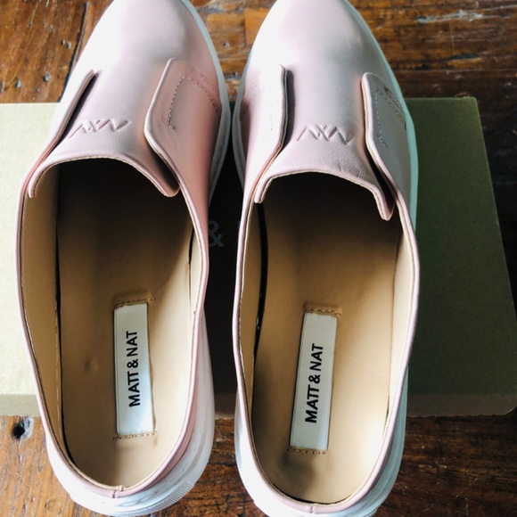 Matt & Nat NEW Elma VEGAN slides US10 EU 41 - Picture 4 of 8